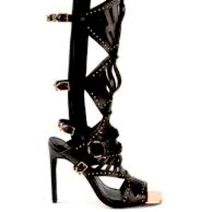 Ivy kirzhner Sz 7.5 Preowned gladiator heels